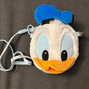 Tokyo, Disney Donald Duck bag
